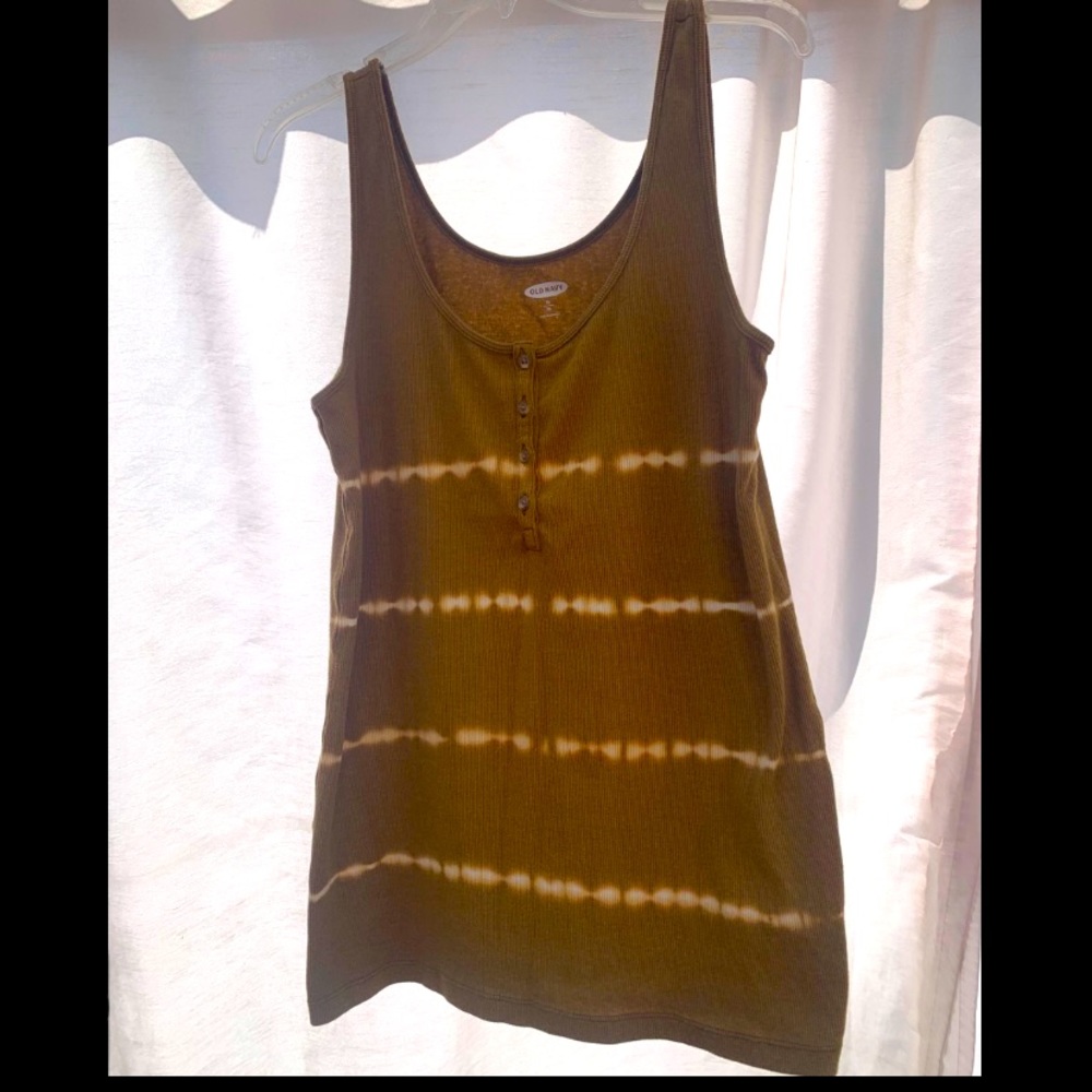 Tie Dye Ribbed Henley Tank